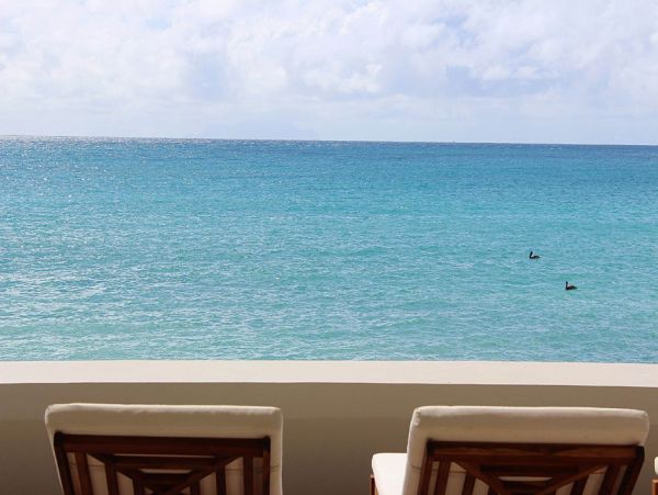Luxurious Beachfront Villa on Bourgeaux Bay, St. Maarten