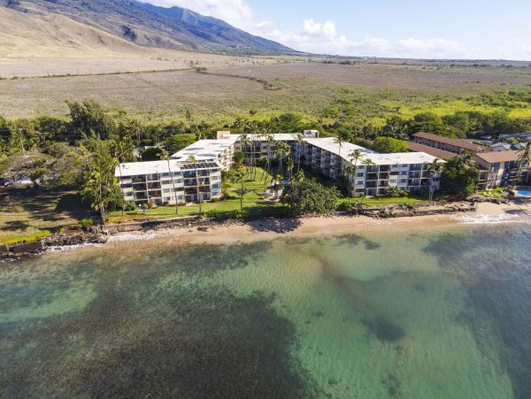 Stunning Oceanfront Condo in Ma'alaea Two Bedroom