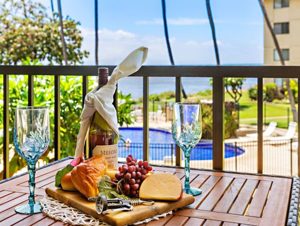 Stunning Oceanfront Condo in Ma'alaea Two Bedroom