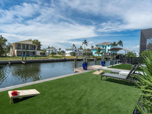 Coastal Canal Front Home with Private Pool - Fort Myers Beach Getaway