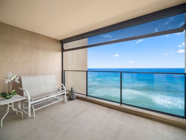 Luxurious Beachfront Property with Premier Amenities