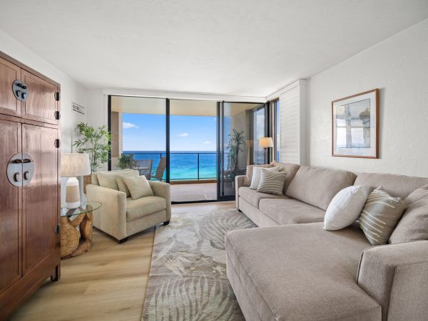 Luxurious Beachfront Property with Premier Amenities