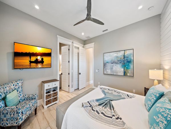 Lido Key luxury Vacation Rental 8 Bedrooms - Pure Magic