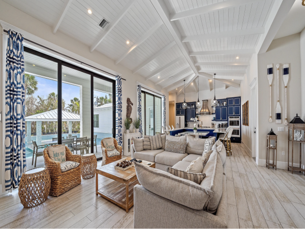 Lido Key luxury Vacation Rental 8 Bedrooms - Pure Magic