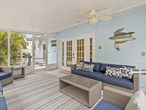 Lido Key luxury Vacation Rental 8 Bedrooms - Pure Magic