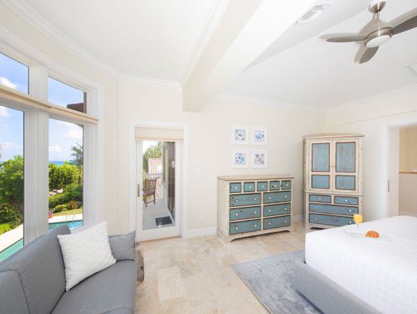 Luxury Villa Vacation Rental in West Bay, Grand Cayman