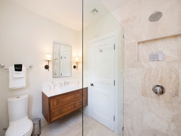 Luxury Villa Vacation Rental in West Bay, Grand Cayman