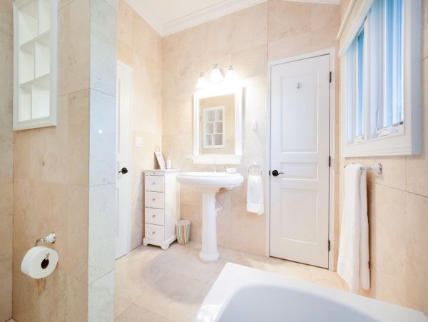Luxury Villa Vacation Rental in West Bay, Grand Cayman
