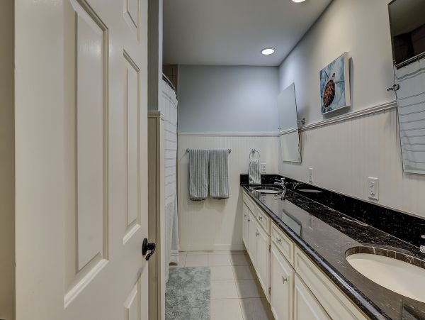 Luxury 4-Bedroom Vacation Home in Hilton Head Island