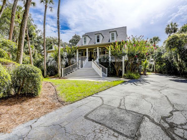 Luxury 4-Bedroom Vacation Home in Hilton Head Island