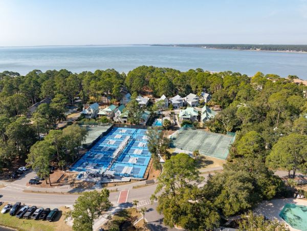 Luxurious Retreat in Hilton Head with Private Pool & Spa