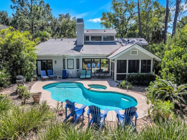 Luxurious Retreat in Hilton Head with Private Pool & Spa