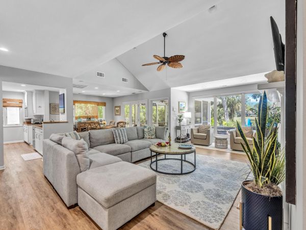 Luxurious Retreat in Hilton Head with Private Pool & Spa