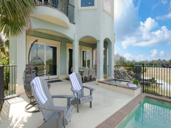 Luxurious Group Getaway in Hilton Head