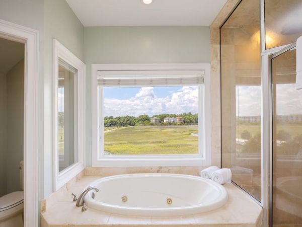 Luxurious Group Getaway in Hilton Head