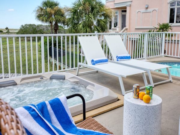 Luxurious Group Getaway in Hilton Head