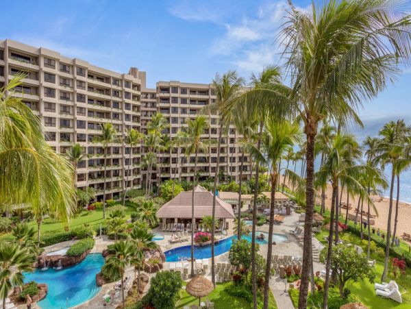 Tropical One-Bedroom Vacation Rental with Ocean Views in Maui