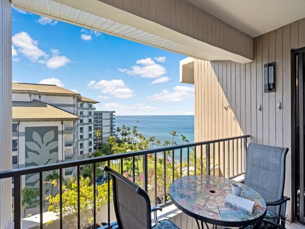 Tropical One-Bedroom Vacation Rental with Ocean Views in Maui