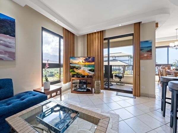 Tropical One-Bedroom Vacation Rental with Ocean Views in Maui