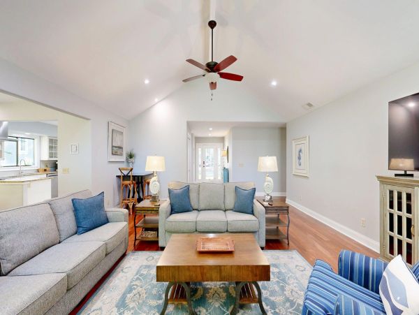 Ideal Beach Retreat Near Palmetto Dunes Oceanfront Resort