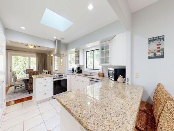 Ideal Beach Retreat Near Palmetto Dunes Oceanfront Resort