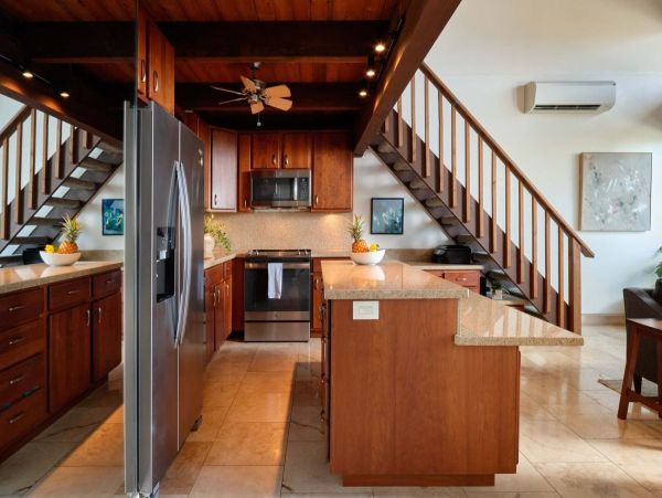 Discover Your Tropical Escape at this Oceanview Retreat