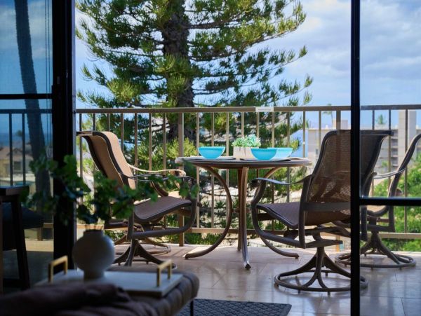 Discover Your Tropical Escape at this Oceanview Retreat