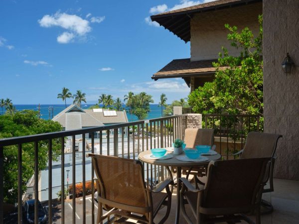 Discover Your Tropical Escape at this Oceanview Retreat