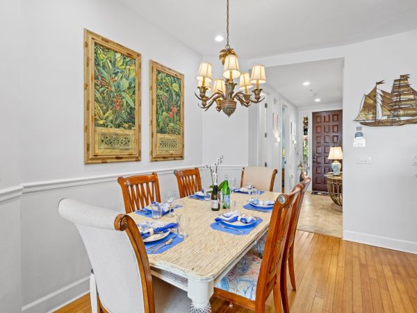 Gulf-Front Luxury Condo in Anna Maria Island