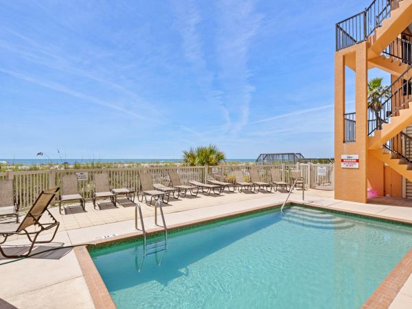Gulf-Front Luxury Condo in Anna Maria Island