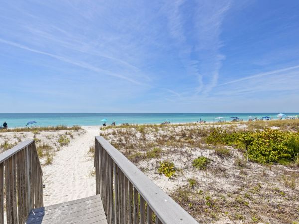 Gulf-Front Luxury Condo in Anna Maria Island