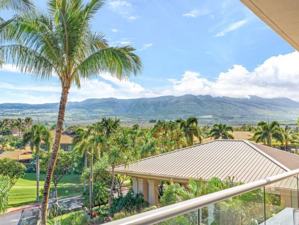 Luxurious 2BR/2BA Suite in West Maui - Stunning Mountain Views & Resort Amenities