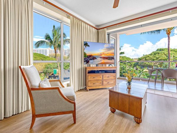 Luxurious 2BR/2BA Suite in West Maui - Stunning Mountain Views & Resort Amenities