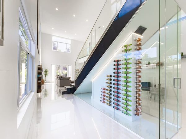 Luxury Modern Home Near Hollywood Beach - 4 Bedrooms, Heated Pool
