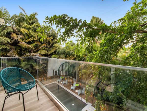 Luxury Modern Home Near Hollywood Beach - 4 Bedrooms, Heated Pool