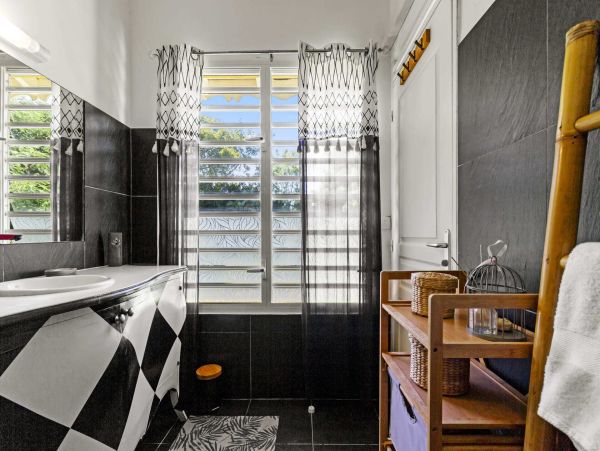 Discover Your Dream Villa in Saint-François, Guadeloupe - Ideal for Family Getaways