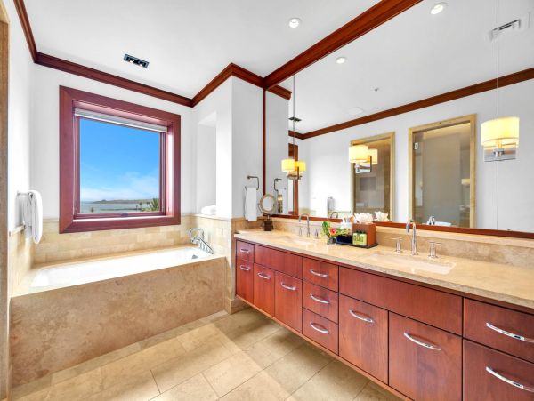Luxury Residence in Kapalua Bay - Breathtaking Ocean Views