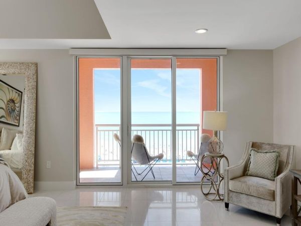 Luxury Beachfront Penthouse Almost 5,000 Sq Ft Luxury Vacationing.