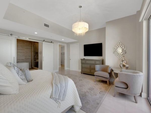 Luxury Beachfront Penthouse Almost 5,000 Sq Ft Luxury Vacationing.