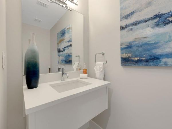 Luxury Beachfront Penthouse Almost 5,000 Sq Ft Luxury Vacationing.