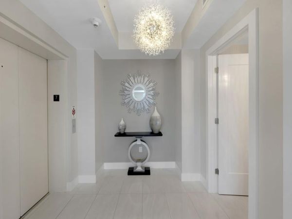 Luxury Beachfront Penthouse Almost 5,000 Sq Ft Luxury Vacationing.