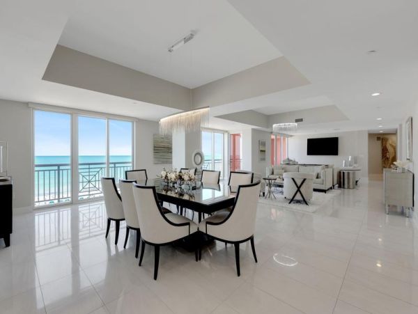 Luxury Beachfront Penthouse Almost 5,000 Sq Ft Luxury Vacationing.