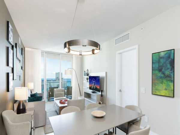 Hollywood  Luxury Rental Beach Pool, Gym