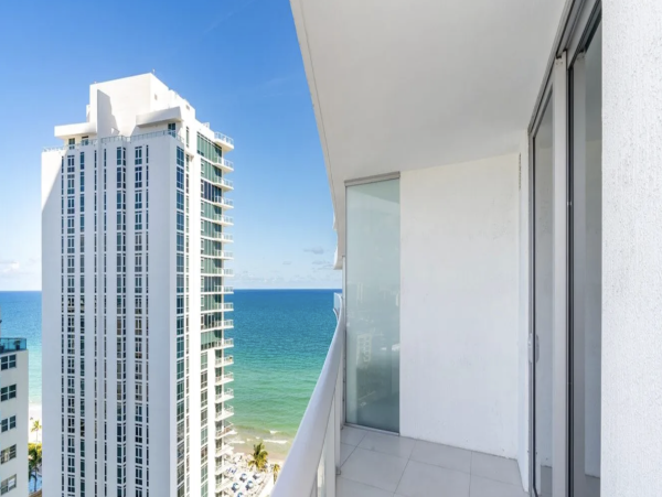 Hollywood  Luxury Rental Beach Pool, Gym