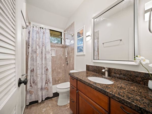 Kauai Ocean View Vacation Rental in Kapaa - Tropical Beachfront Getaway