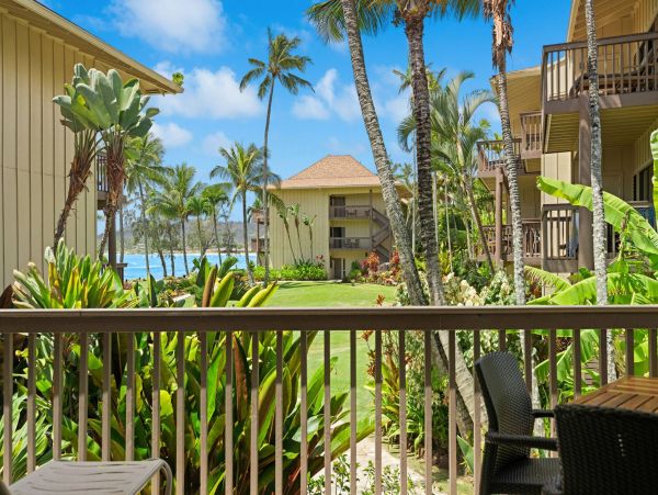 Kauai Ocean View Vacation Rental in Kapaa - Tropical Beachfront Getaway