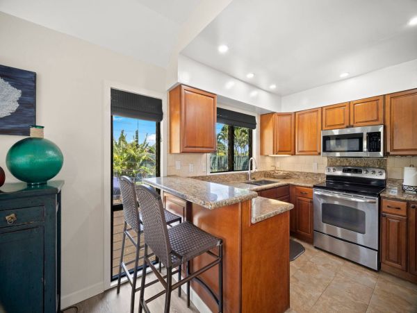 Kauai Ocean View Vacation Rental in Kapaa - Tropical Beachfront Getaway