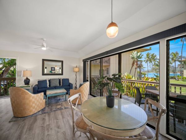 Kauai Ocean View Vacation Rental in Kapaa - Tropical Beachfront Getaway