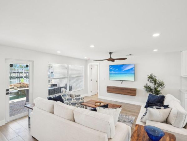 Fort Myers Beach Luxury Canal Front Home - Private Pool, Hot Tub & Dock