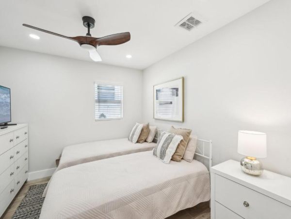 Fort Myers Beach Luxury Canal Front Home - Private Pool, Hot Tub & Dock